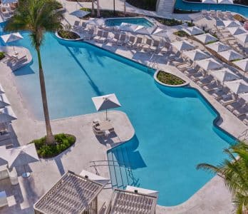 xr-srqls-resort-pool–42149_Classic-Hor